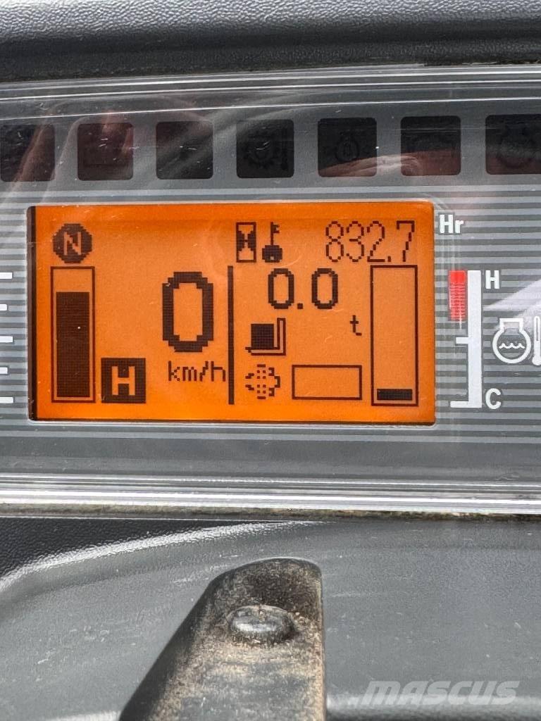 Mitsubishi FD 25 N3 Diesel Stapler