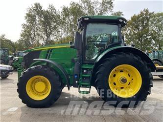 John Deere 7310 R Traktoren