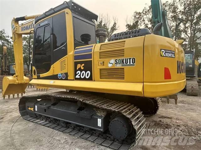 Komatsu PC 200-8 Raupenbagger