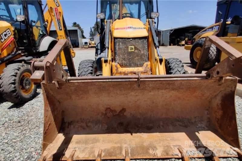 JCB 3CX 4X4 Baggerlader