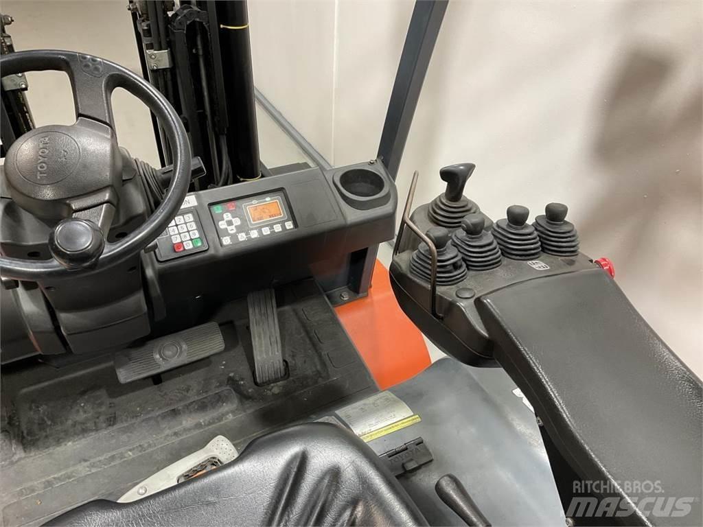 Toyota 8FBMT45 Elektro Stapler