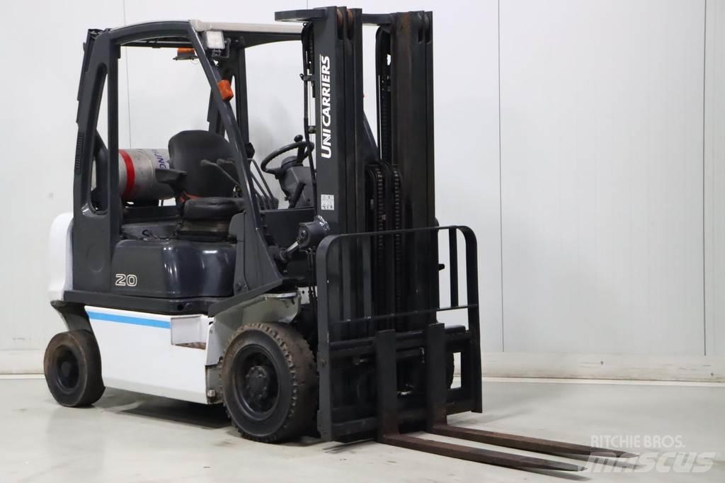 Nissan U1D2A20LQ Gas Stapler