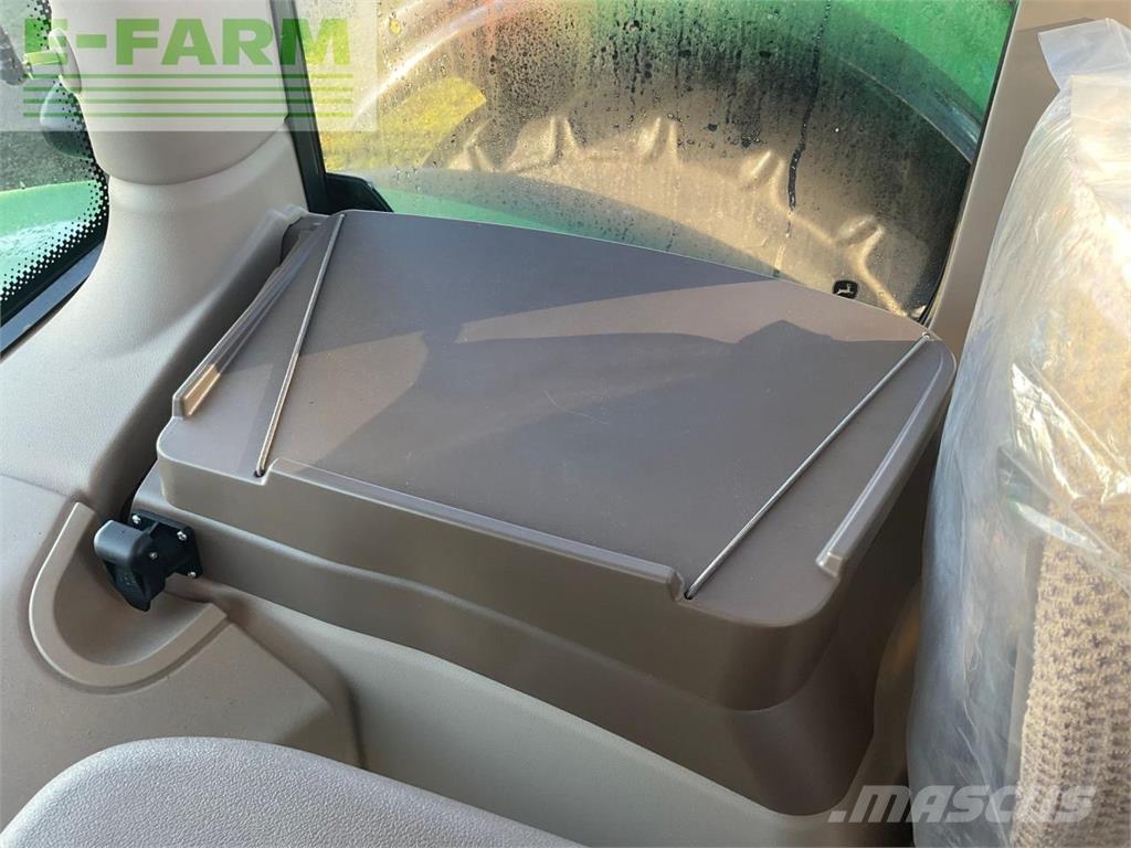 John Deere 6R 110 Traktoren