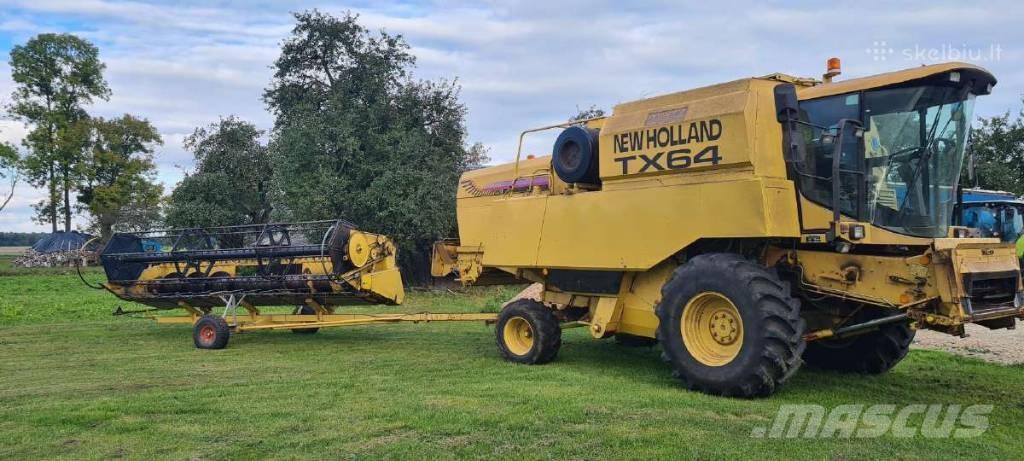 New Holland TX 64 Mähdrescher