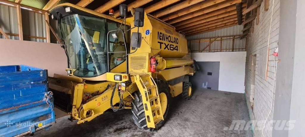 New Holland TX 64 Mähdrescher