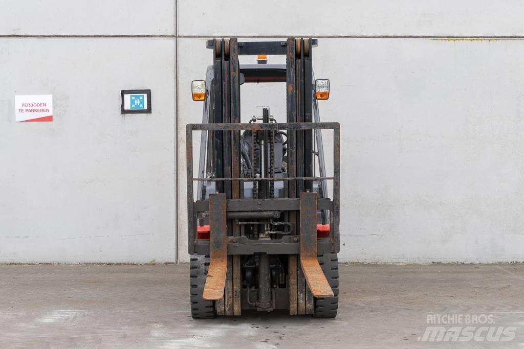 Manitou MI 25 D Diesel Stapler