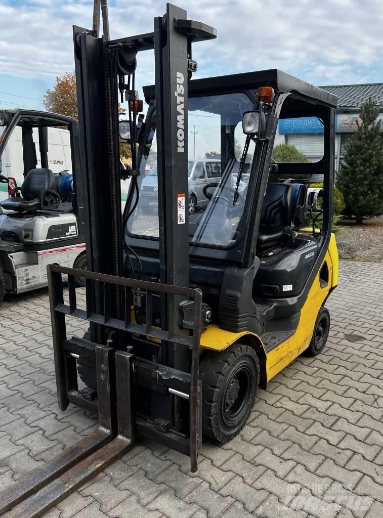 Komatsu FG15HT-21 Gas Stapler