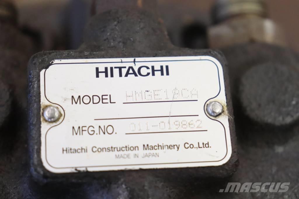 Hitachi 130 Reifen