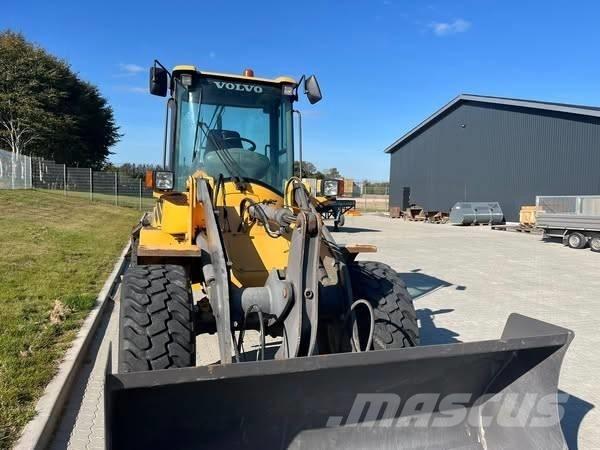 Volvo L 30 B Radlader