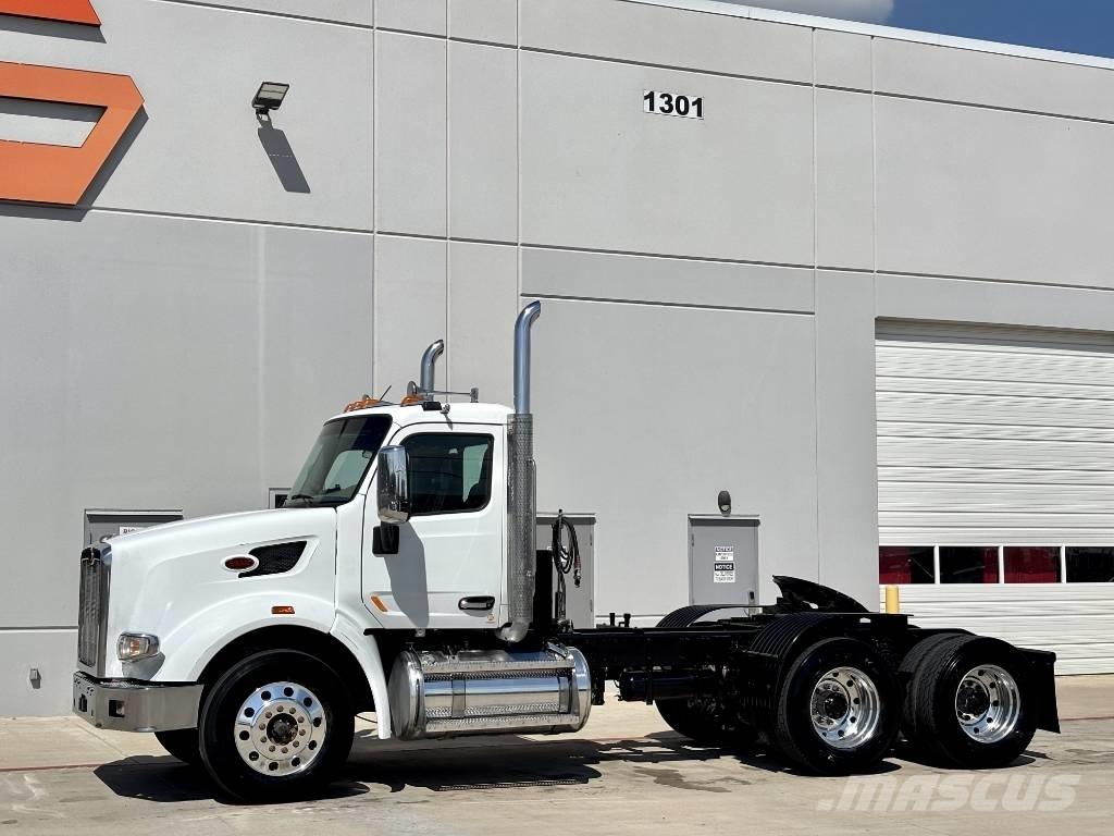 Peterbilt 567 Sattelzugmaschinen