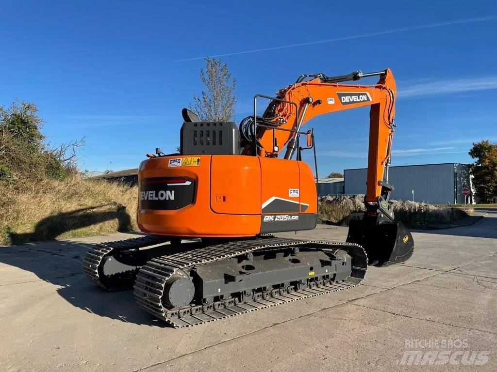 Doosan DX 235 LCR Raupenbagger