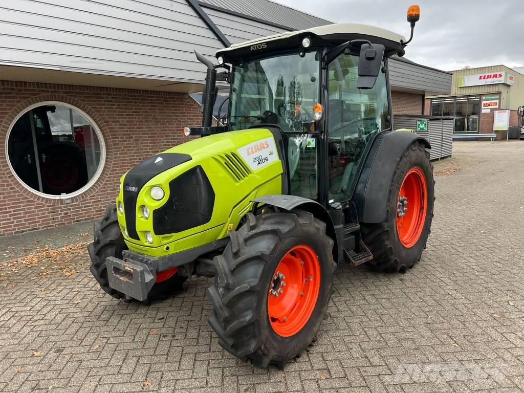 CLAAS Atos 230 Traktoren