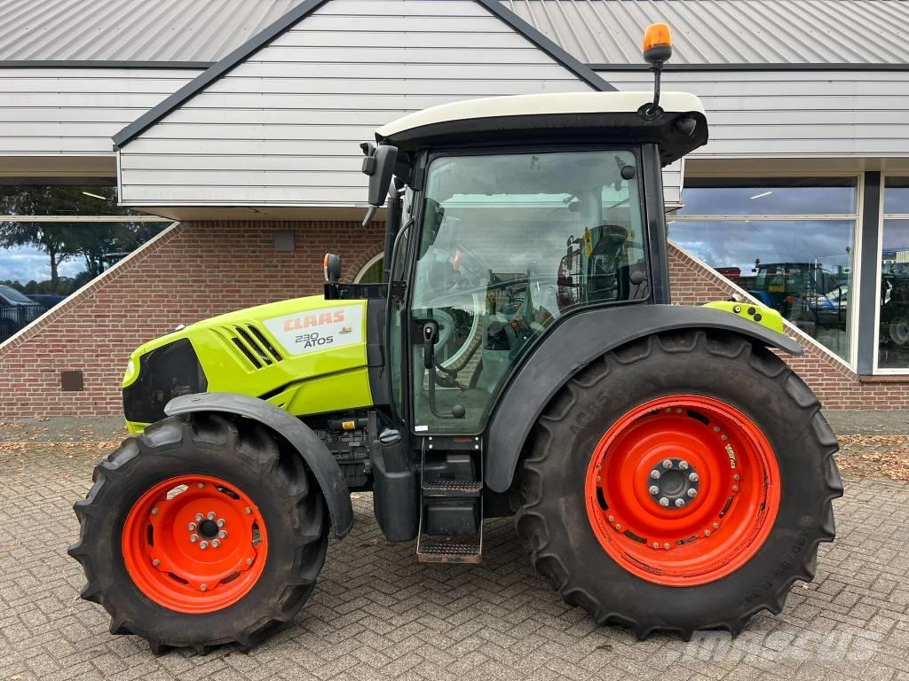 CLAAS Atos 230 Traktoren