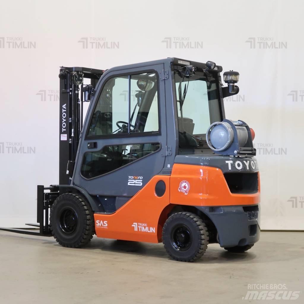 Toyota 02-8FGF25 Gas Stapler
