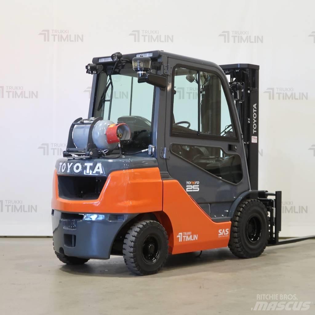 Toyota 02-8FGF25 Gas Stapler