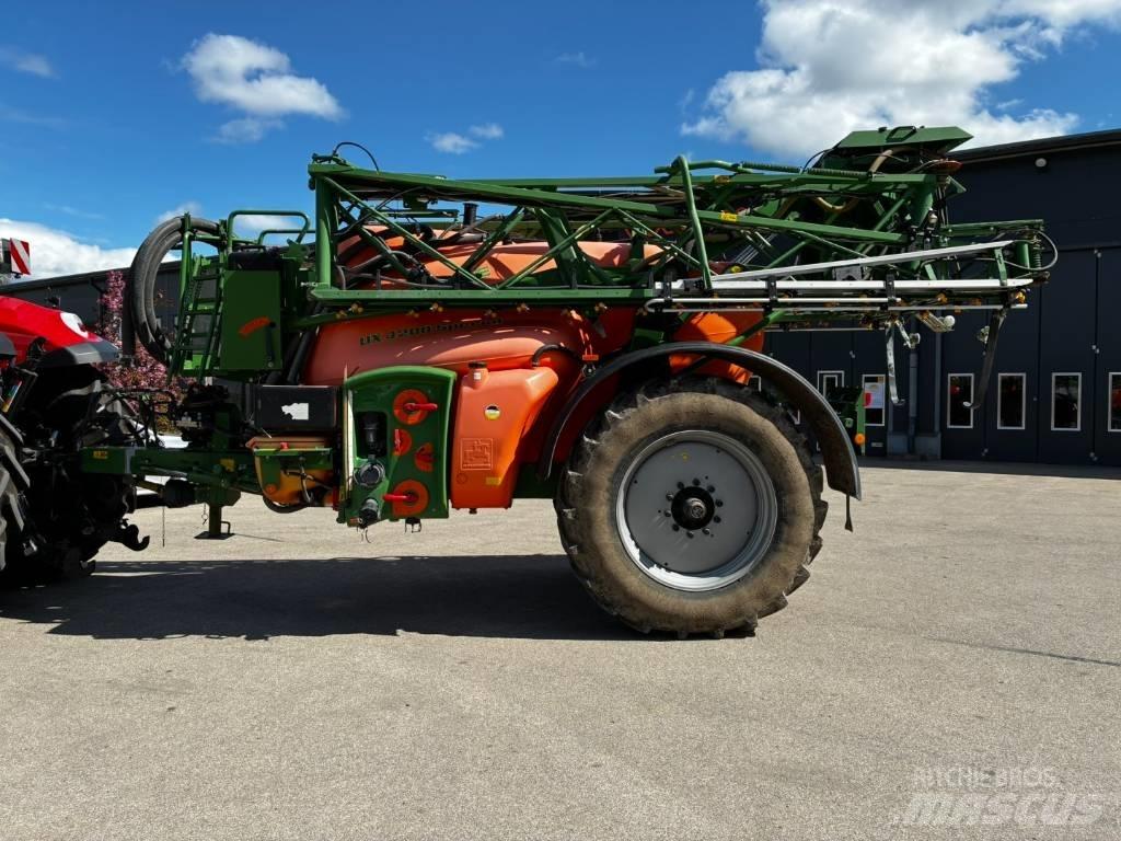 Amazone UX 4200 Anhängespritzen