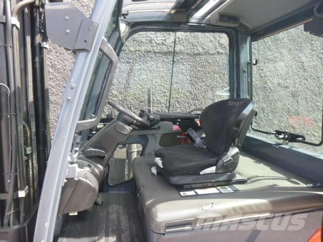 Toyota 8 FBMT 35 Elektro Stapler
