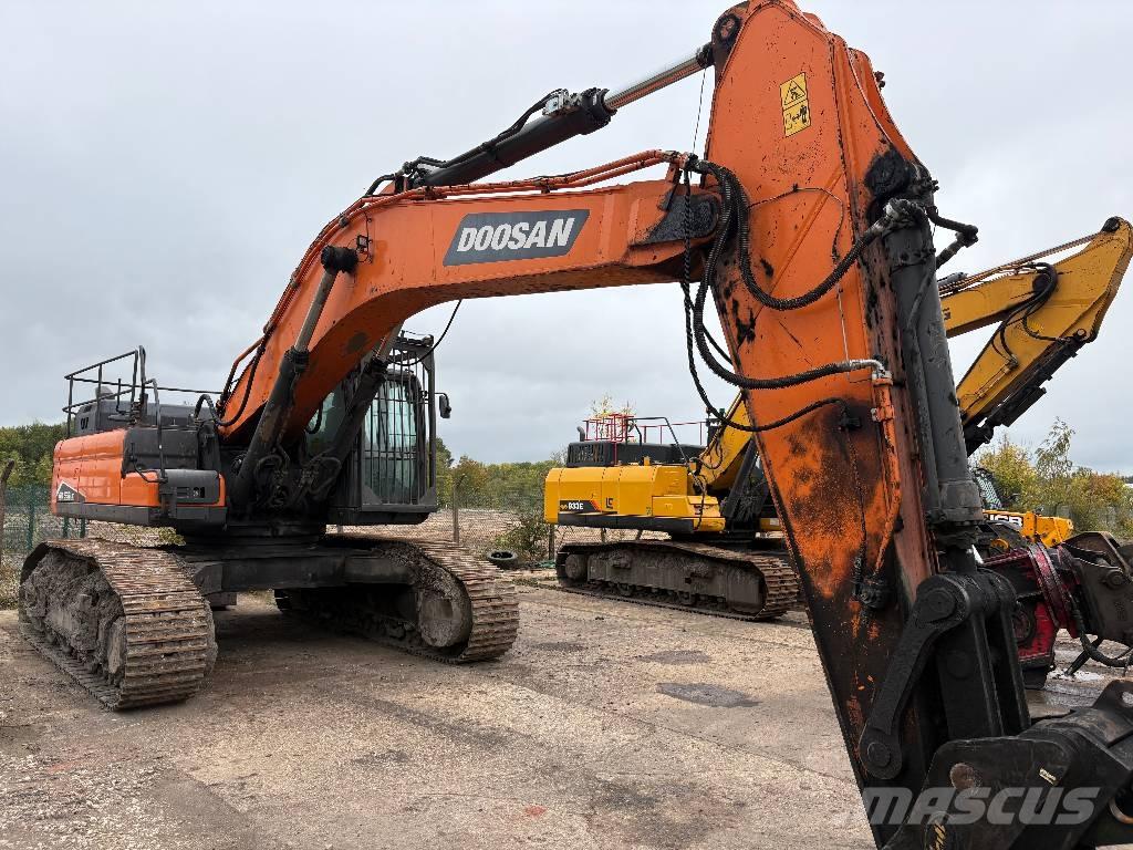 Doosan DX 530 LC-7 M Raupenbagger