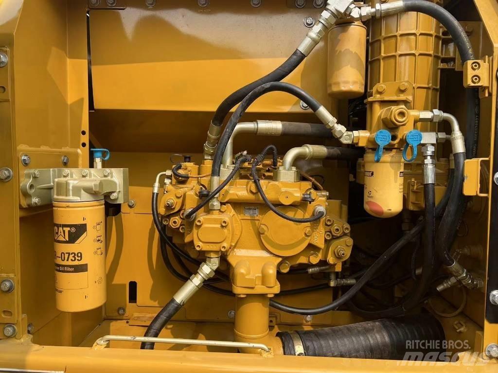 CAT 320 D Raupenbagger