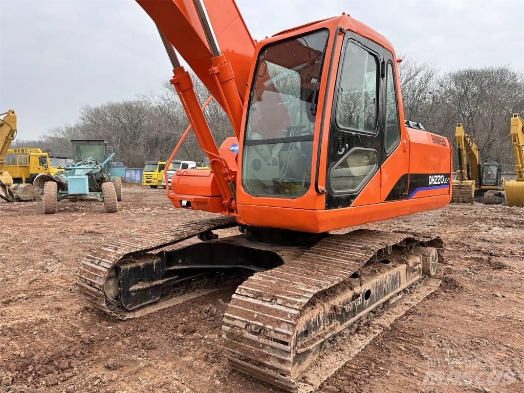Doosan DH 220 LC-7 Raupenbagger