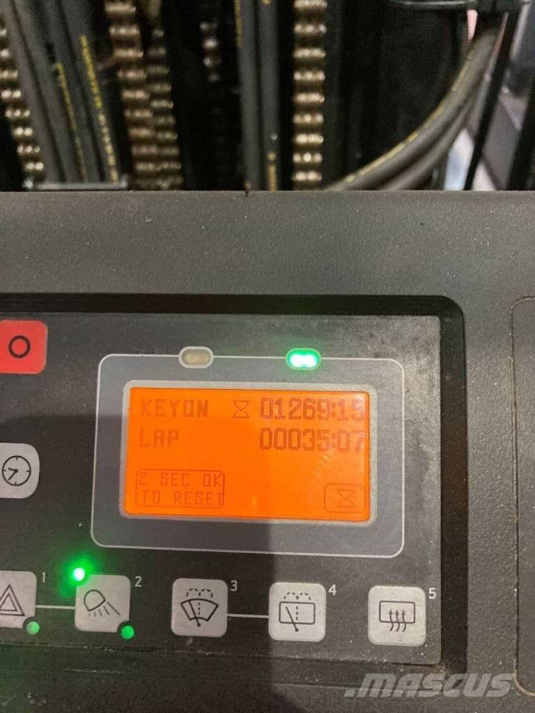 Toyota 8 FBMKT 25 Elektro Stapler