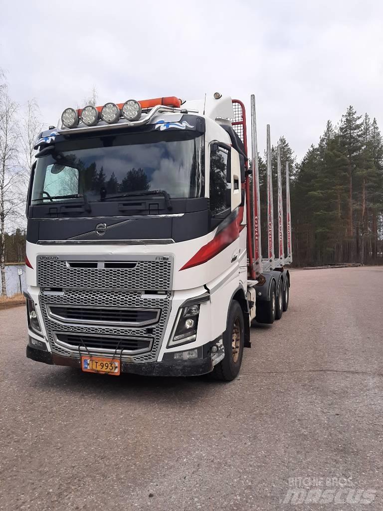 Volvo FH 13 Holzfahrzeuge