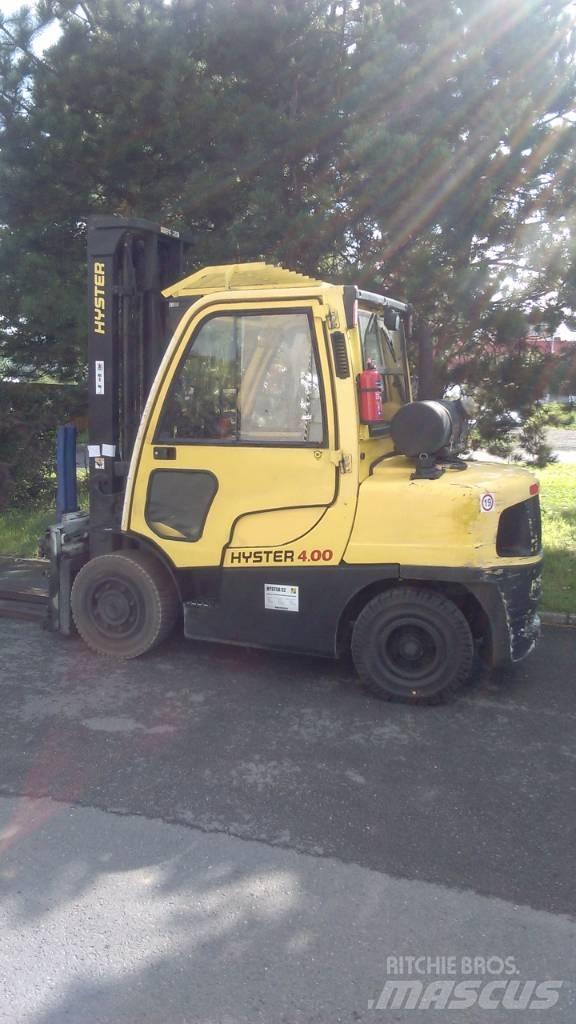 Hyster H4.0FT6 Gas Stapler