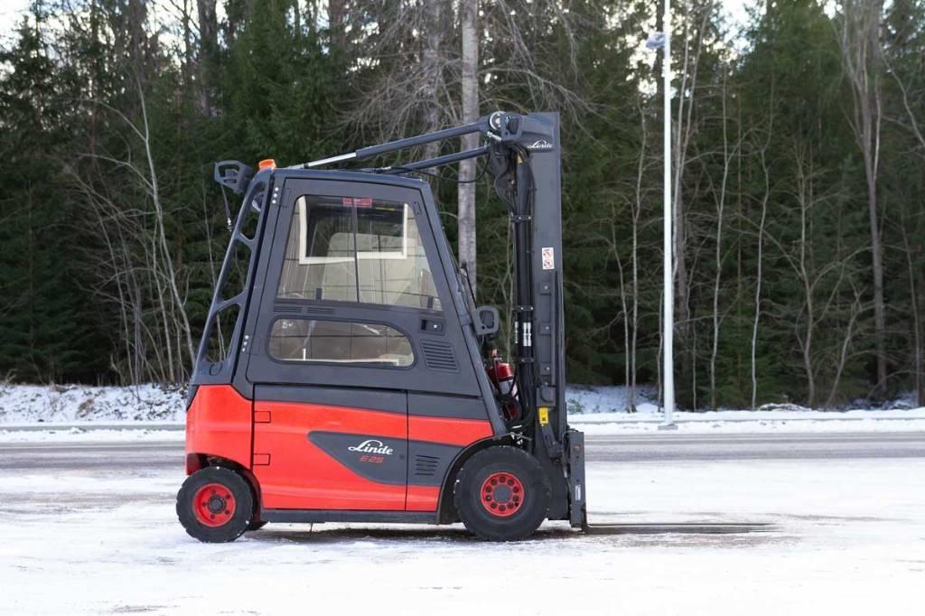 Linde E 25 Elektro Stapler