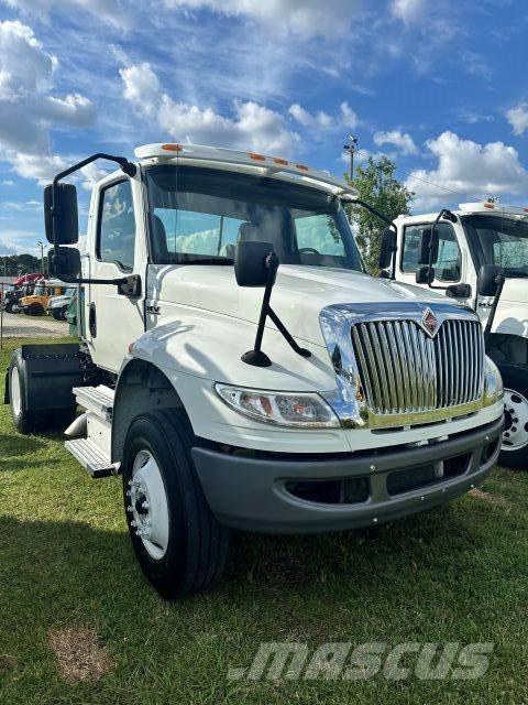 International MV607 Sattelzugmaschinen