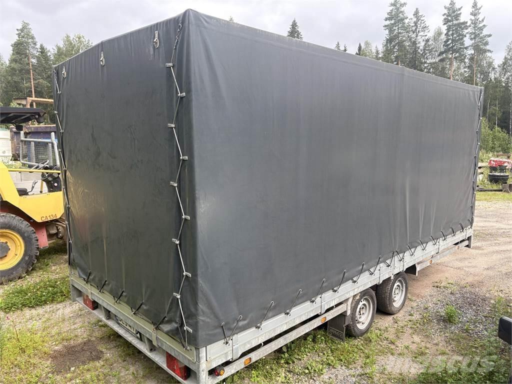 Hulco Medax Curtainsideranhänger