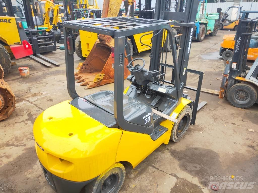 Komatsu FD 30 T-17 Diesel Stapler