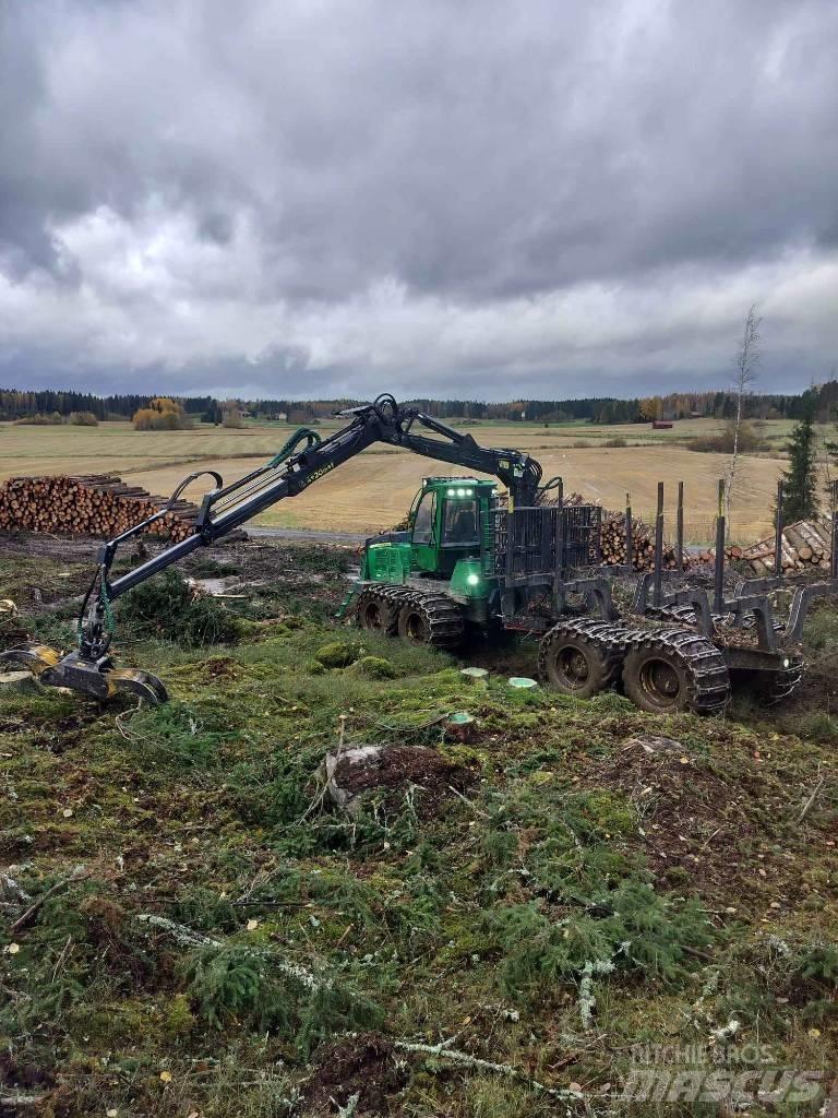 John Deere 1510 E Forwarder