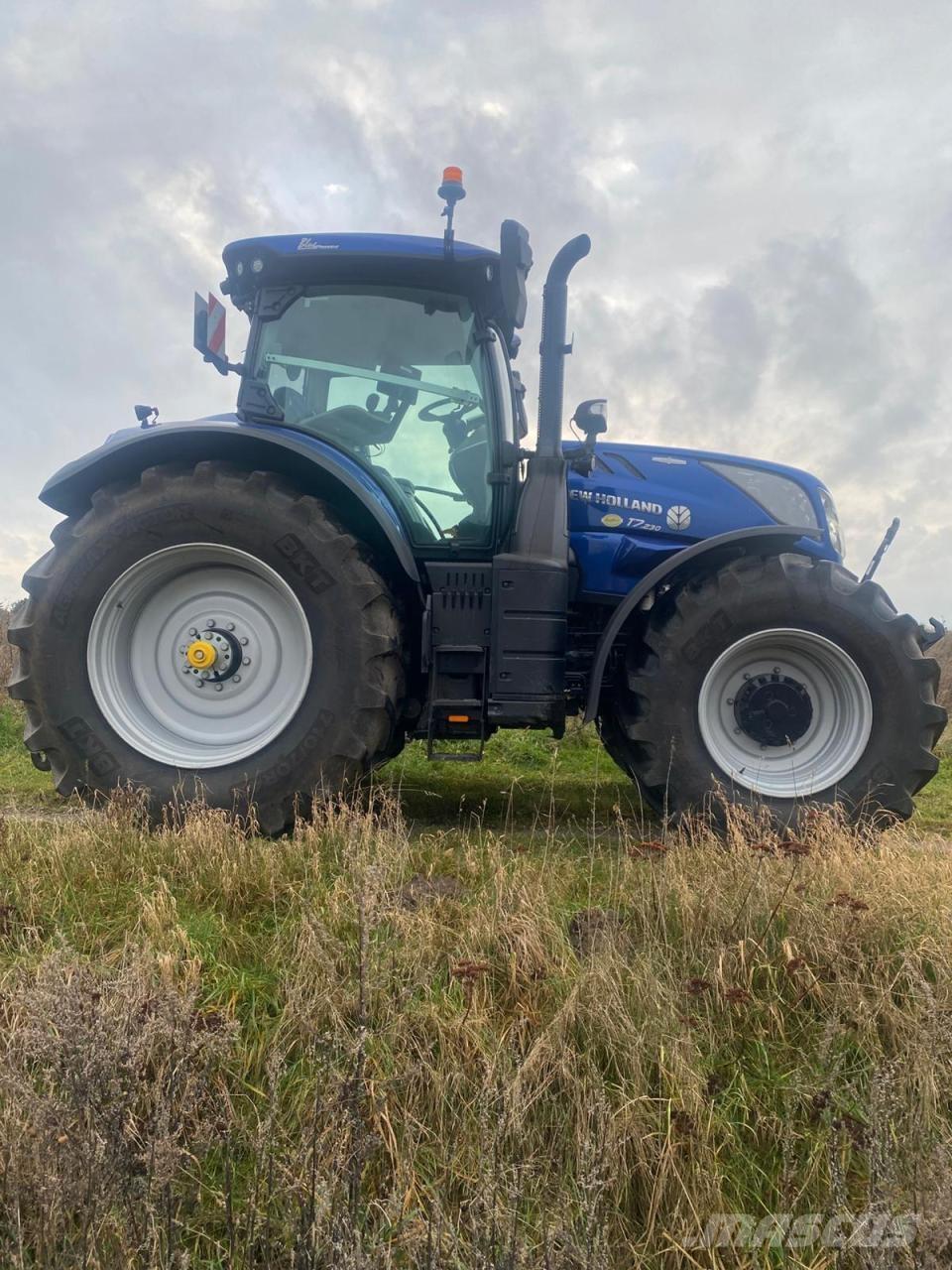 New Holland T7.230 Traktoren