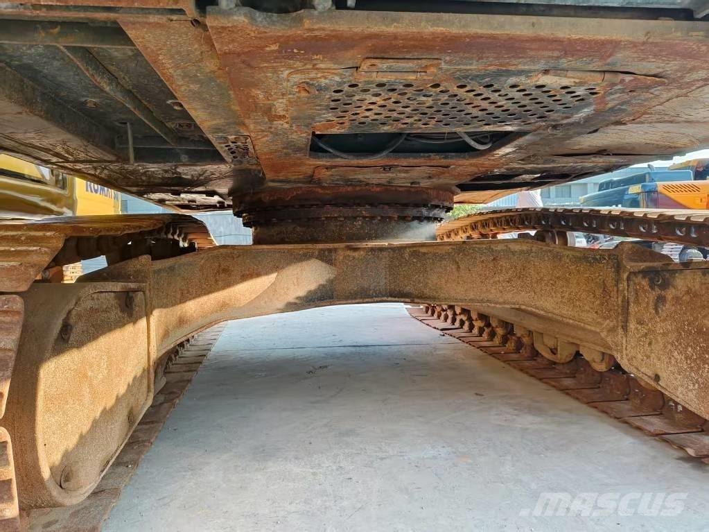 Hyundai R300LC-9S Raupenbagger