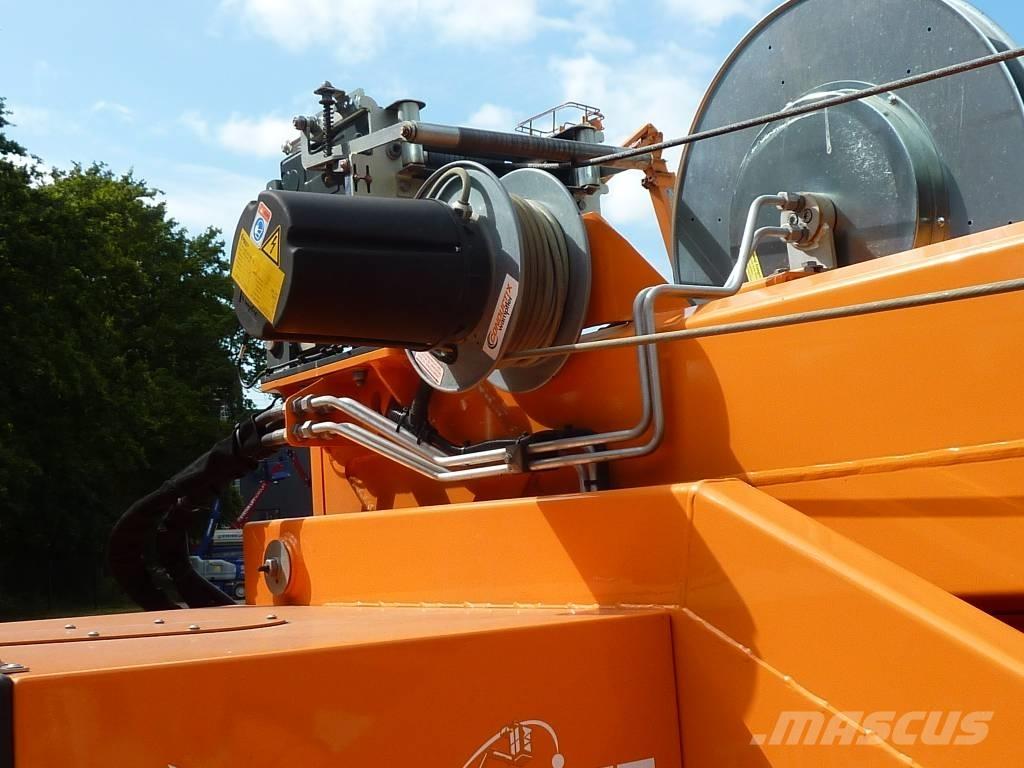 Böcker AHK 30 KS Andere Krane