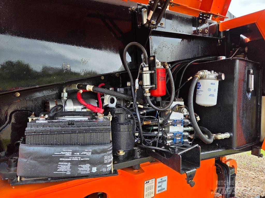 JLG 660 SJ Teleskopbühnen