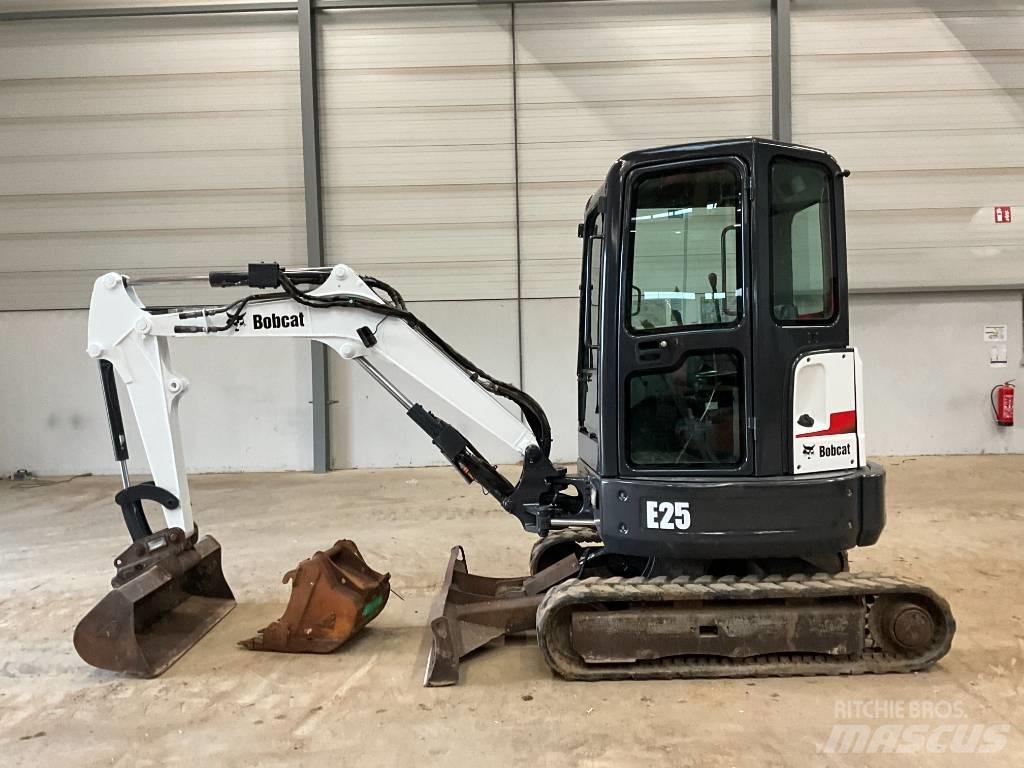 Bobcat E 25 Minibagger < 7t
