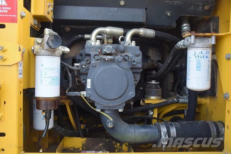 Komatsu PC160 LC8 Raupenbagger