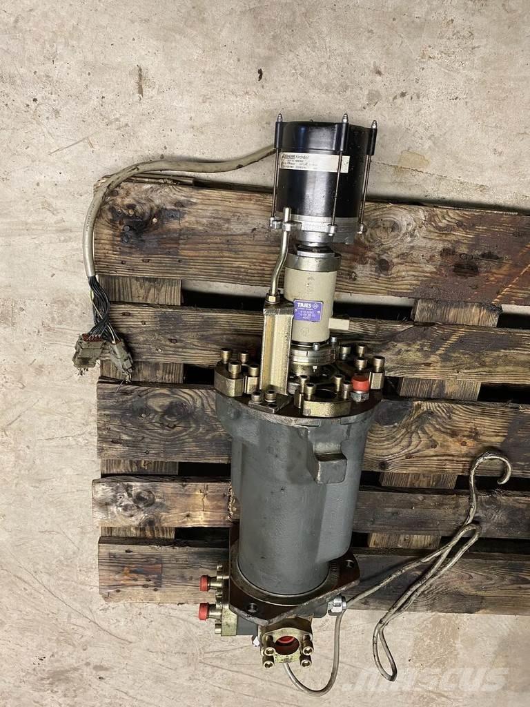 Liebherr A934C Hydraulik