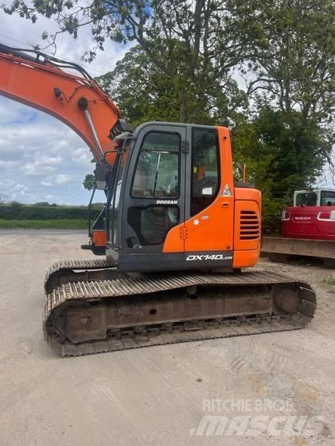 Doosan DX 140 LCR-5 Raupenbagger