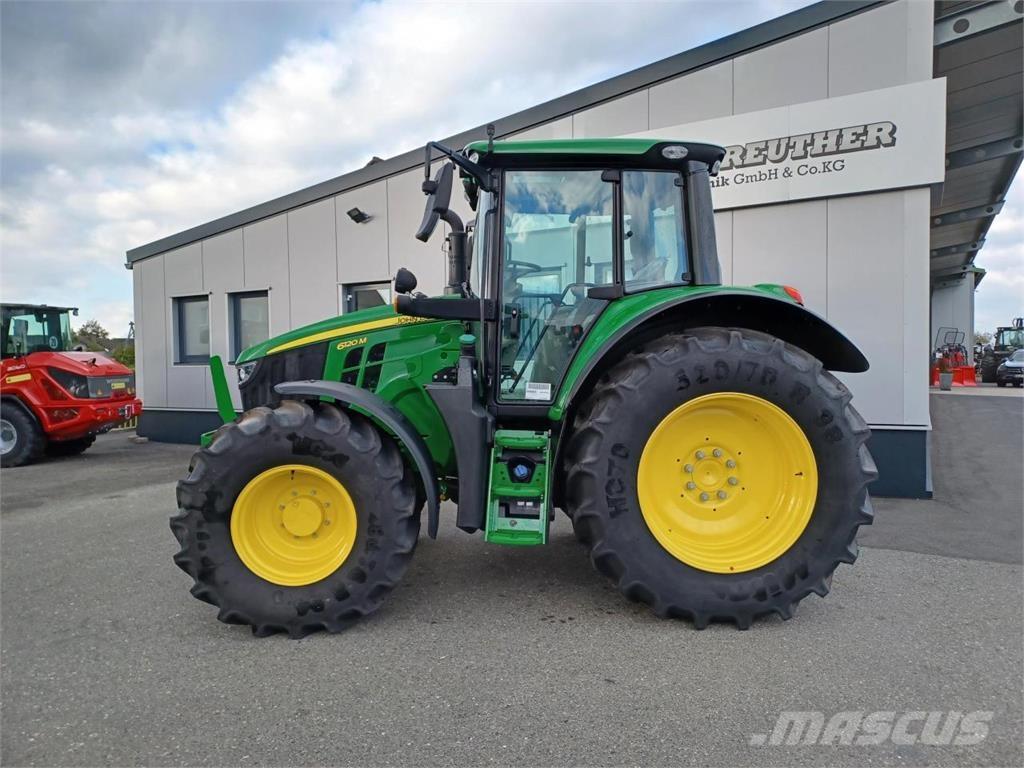 John Deere 6120M Traktoren