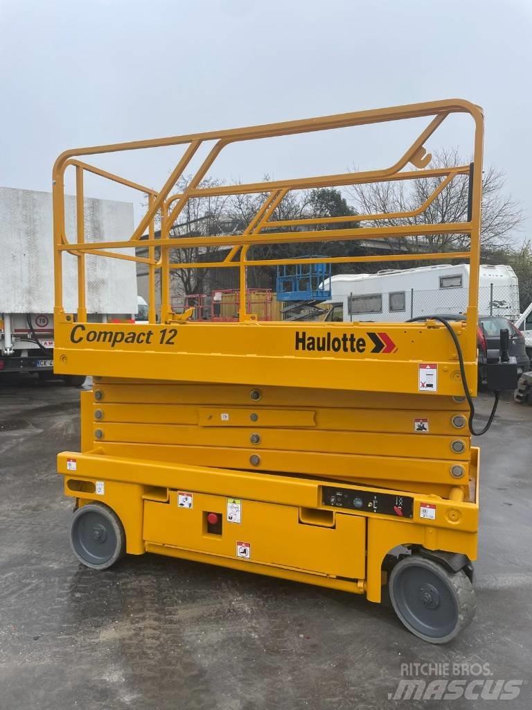 Haulotte Compact 12 Scheren-Arbeitsbühnen