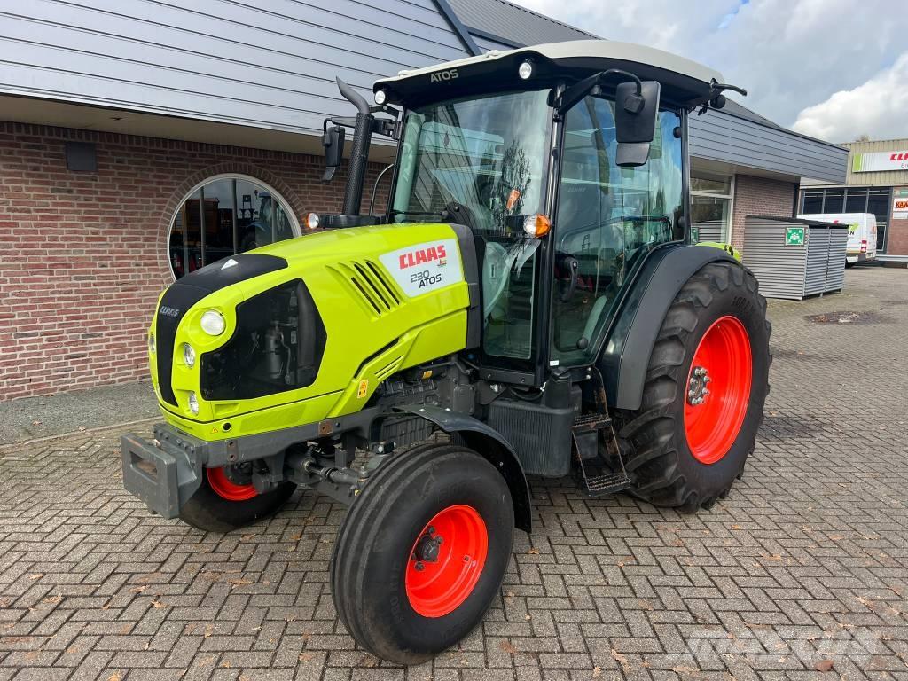 CLAAS Atos 230 Traktoren