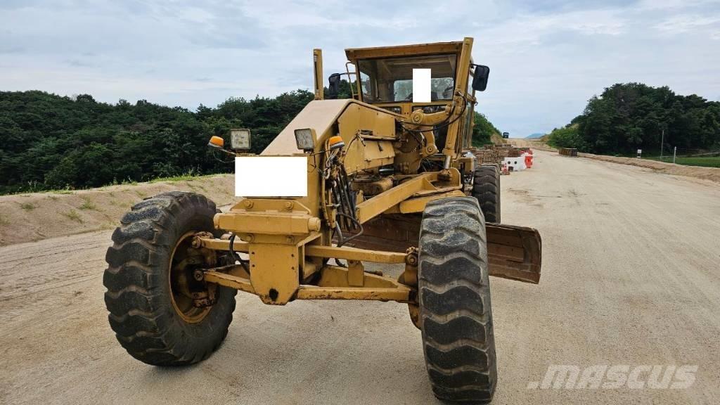 CAT 12 G Grader