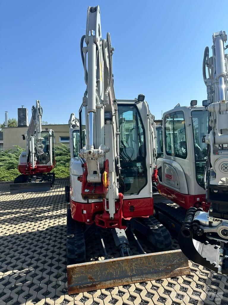Takeuchi TB325R V1 Minibagger < 7t