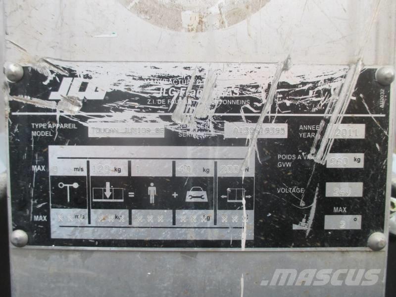 JLG Toucan Junior 8 Personenaufzüge