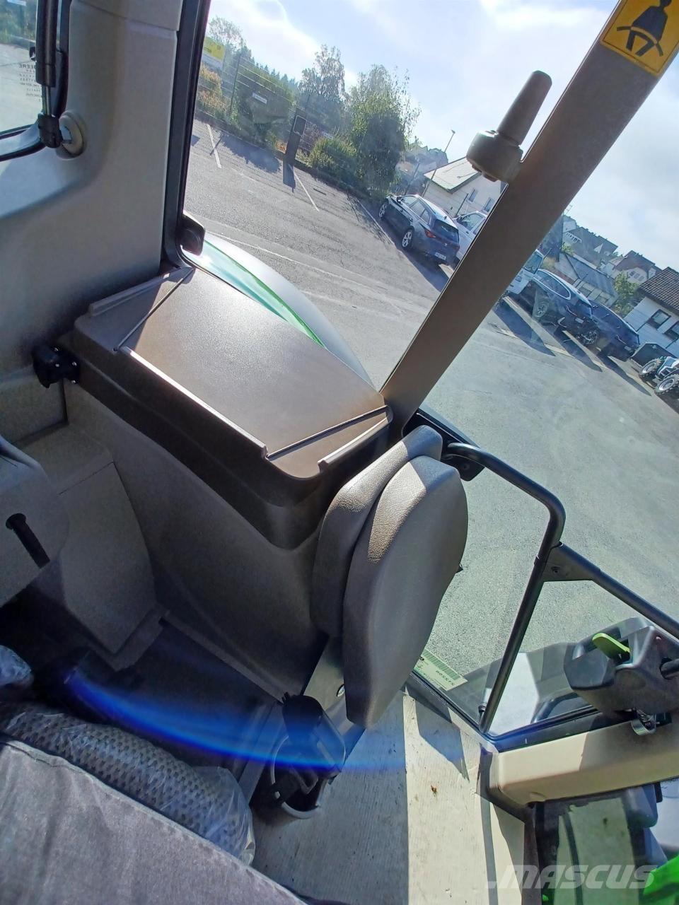 John Deere 6110M Traktoren