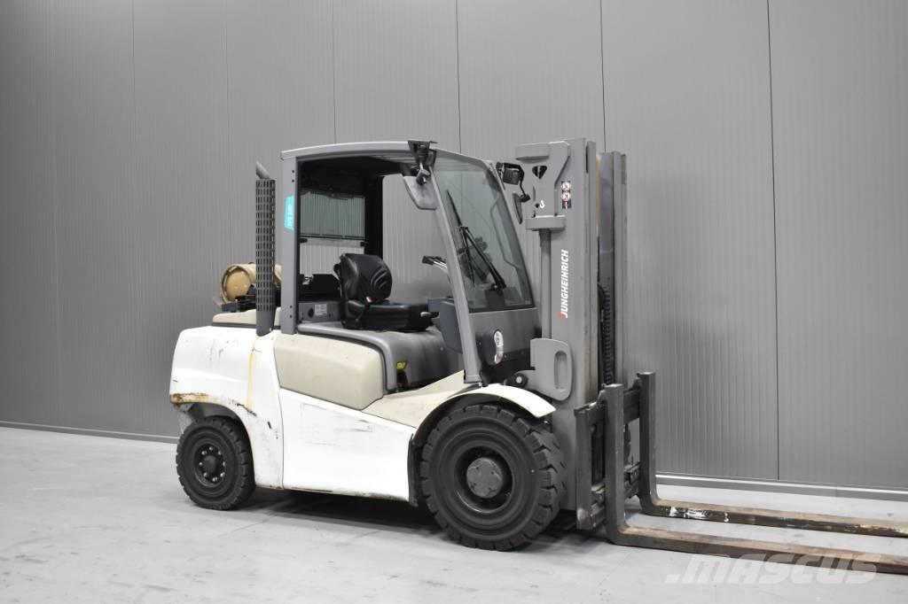 Jungheinrich TFG S50 Gas Stapler