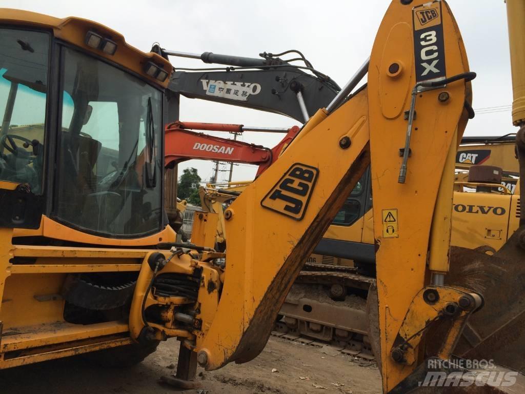 JCB 3CX Baggerlader