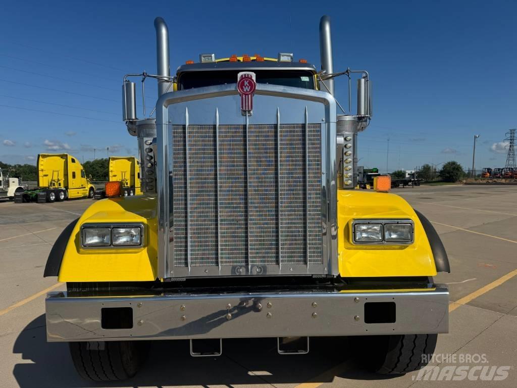 Kenworth W 900 Sattelzugmaschinen